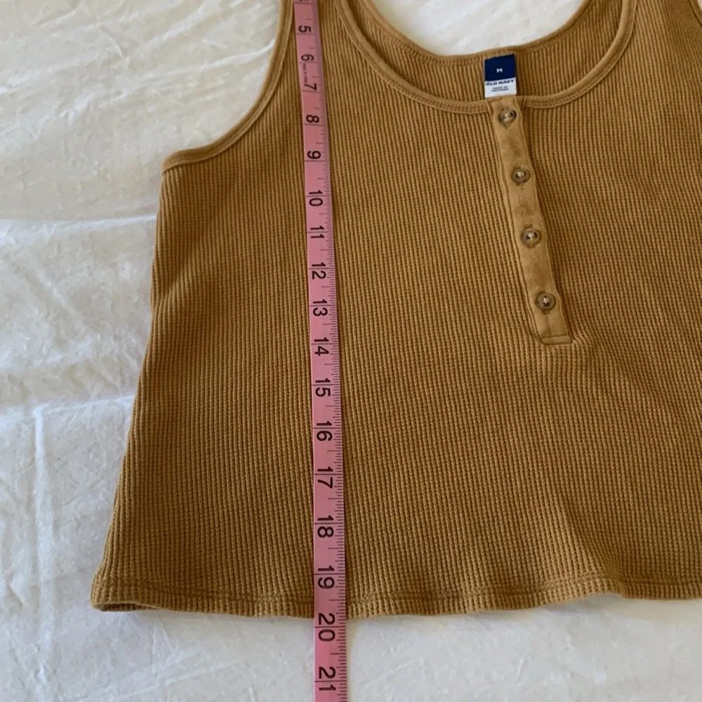 🧡 Tank - Picture 3 of 5